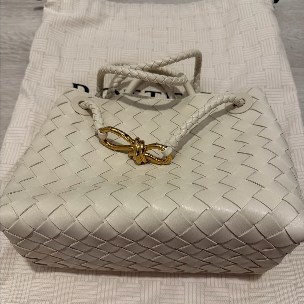 Bottega Veneta Small Andiamo Bag in Sea Salt
